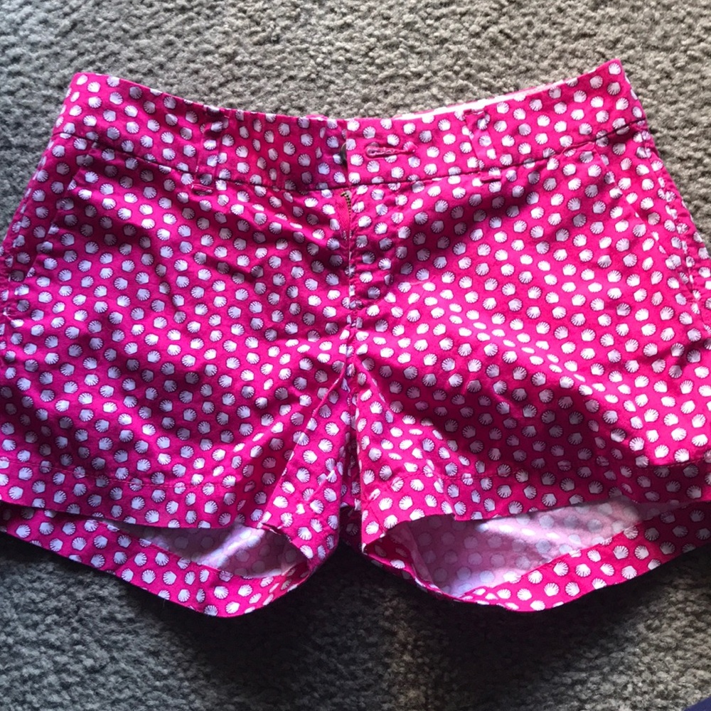 Hot pink clam print shorts
